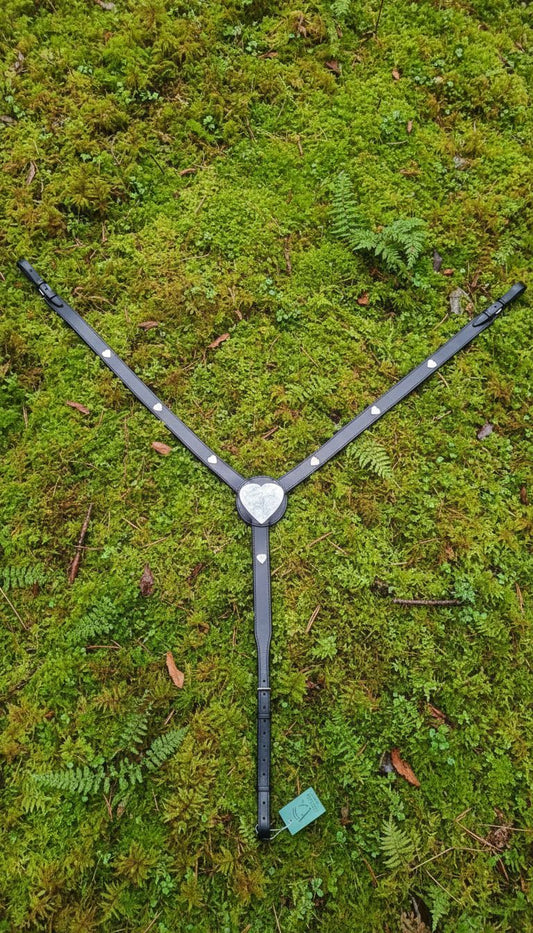 Menorquín Trense und Brustgeschirr